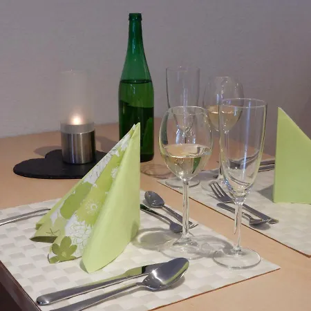 Apartment Fewo Moselschiefer Ellenz-Poltersdorf